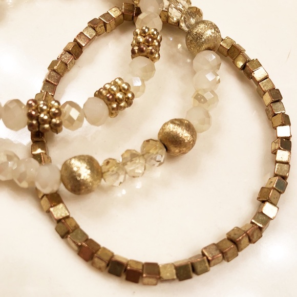 Francesca’s Bracelet Stack - Picture 2 of 3